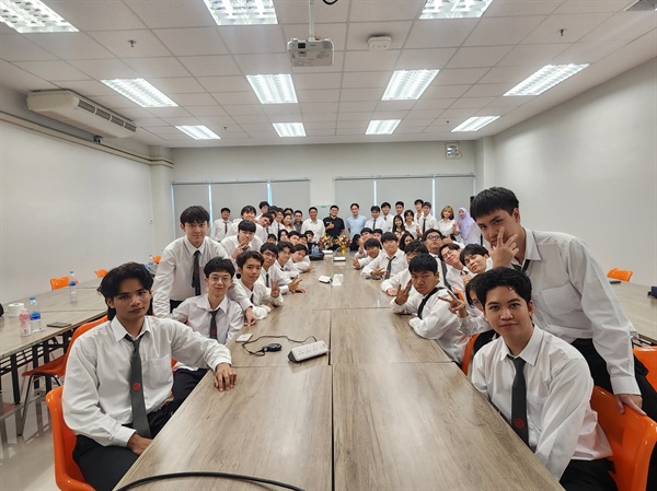 โครงการปฐมนิเทศนิสิตใหม่และไหว้ครู ประจำปีการศึกษา 2569